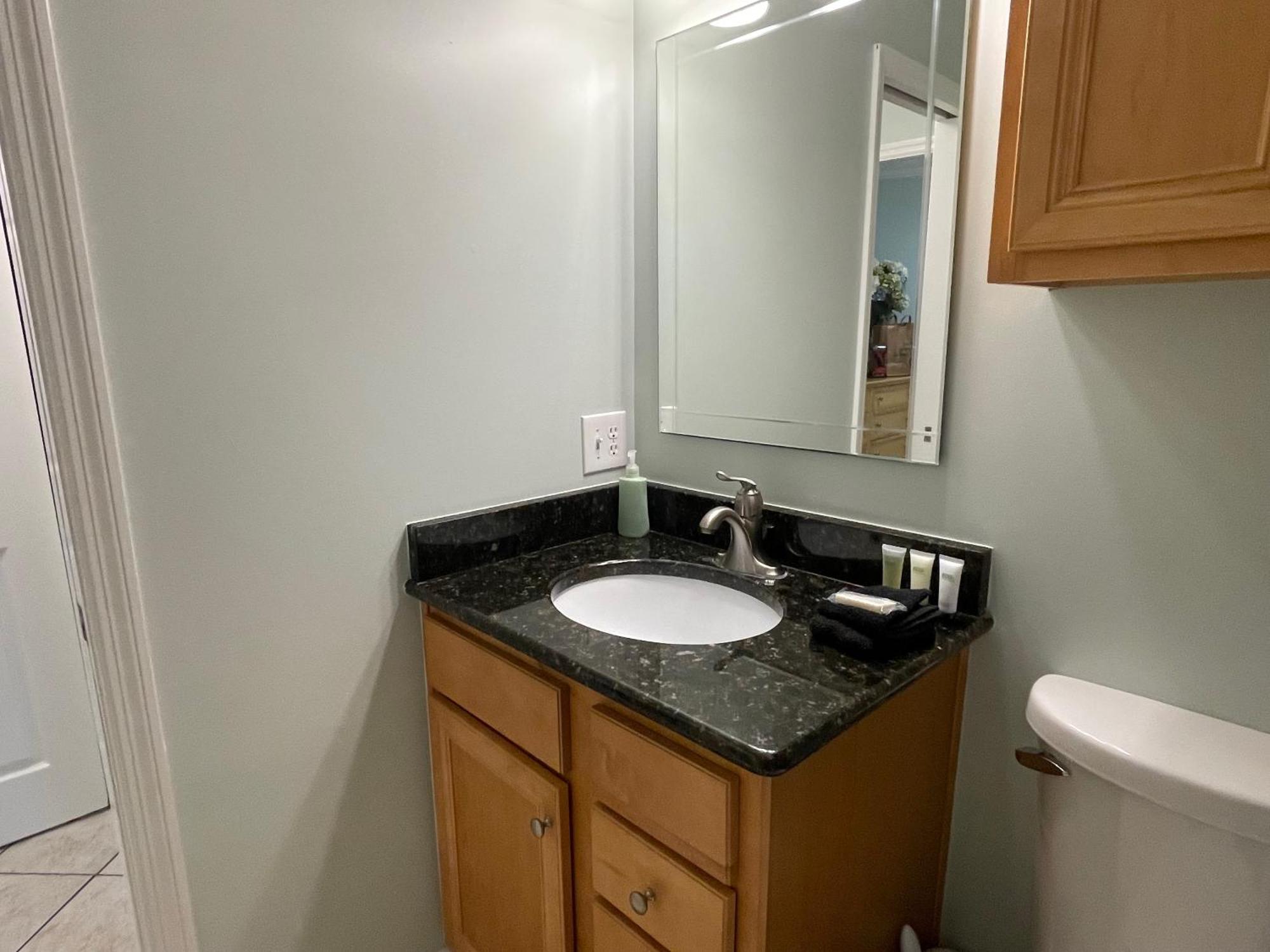 Seaclusion-oceanview, Mini Split Ac, Chairs Apartment Hilton Head Island